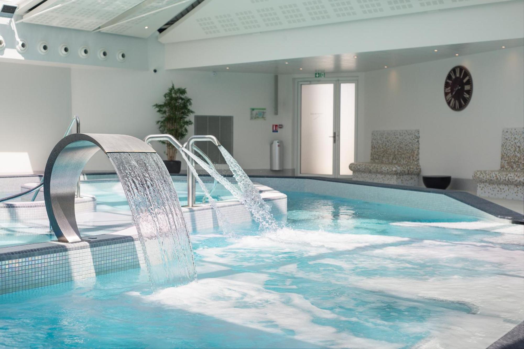 Miramar La Cigale Hotel Thalasso & Spa Arzon Exterior foto